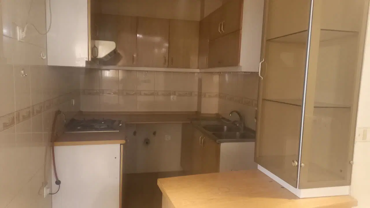 خانه ۷۰ متری زاهد ۲ خوابه پارکینگ دار