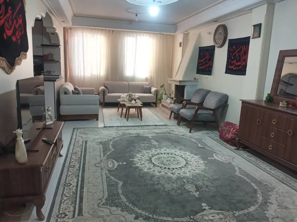 79متری،خوش نقشه،دوخواب،زیرقیمت منطقه،بدون واسطه