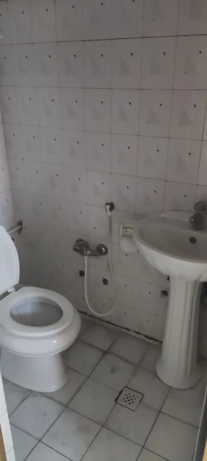 اجاره یک باب مغازه