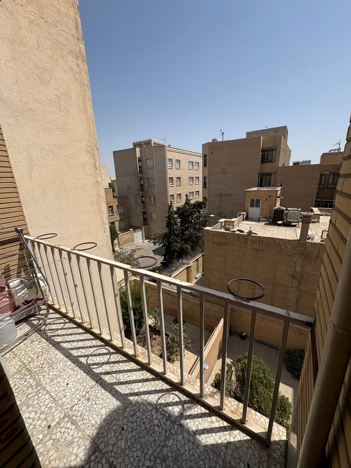 اجاره واحد۷۰متری