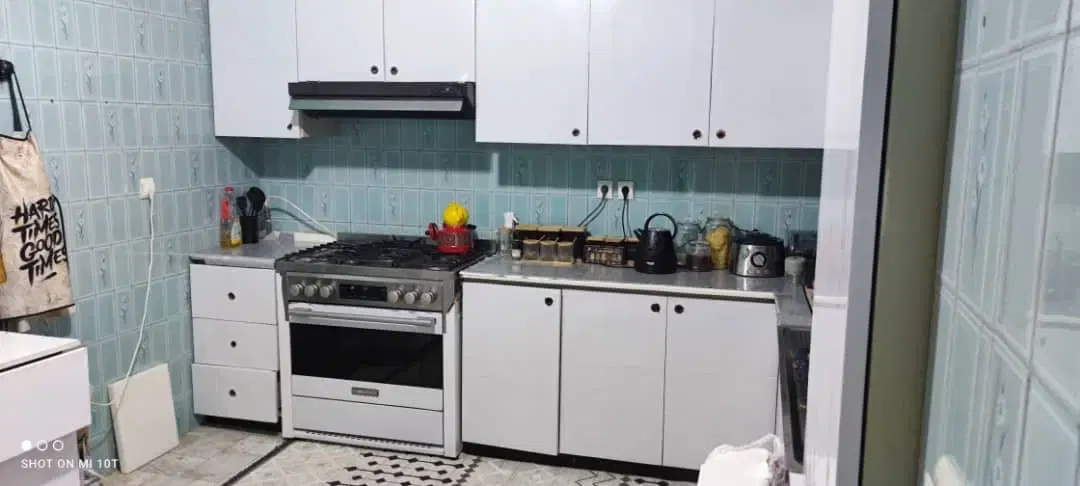 خانه دربست دو طبقه چهارباغ بالا