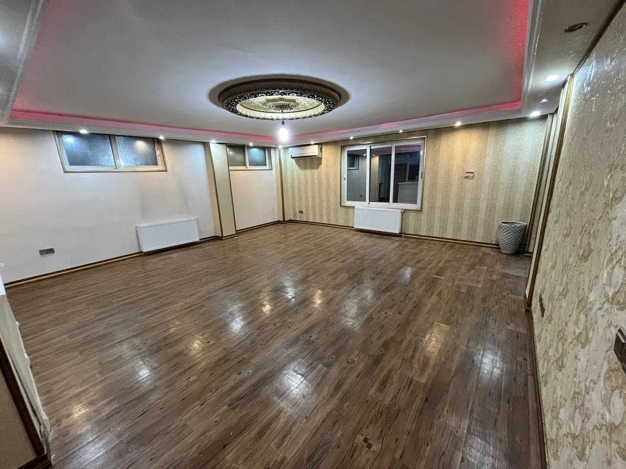 اجاره واحد مسکونی ویلایی دو خوابه