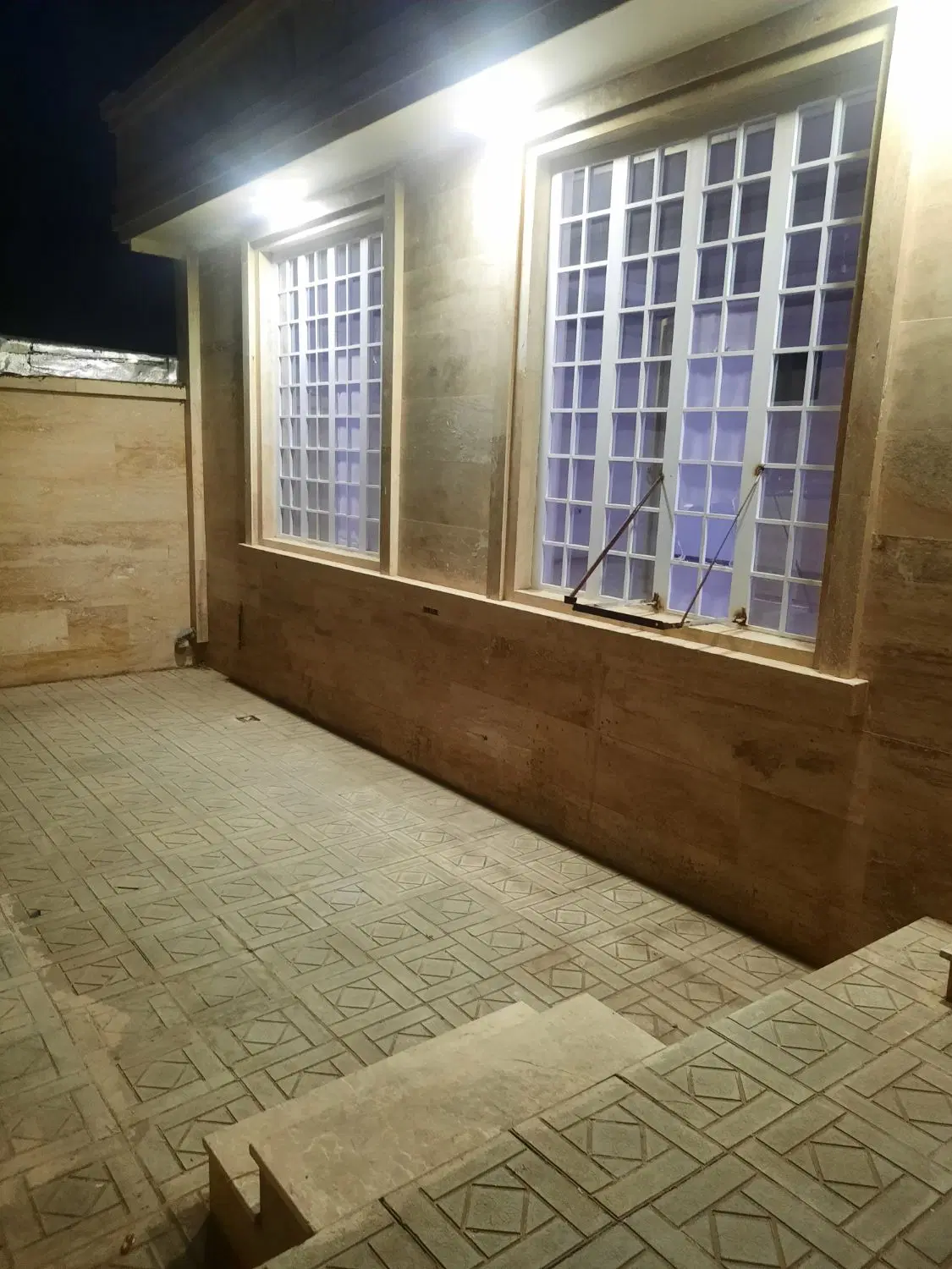 خانه ویلایی _دربست _باهنر _ تخلیه