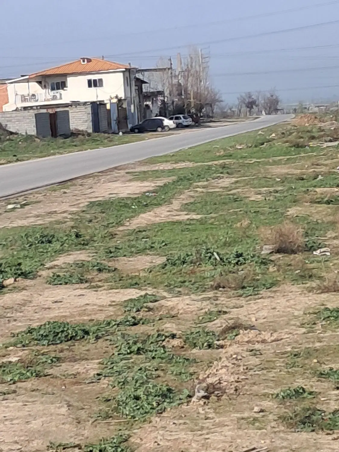 زمین فروشی