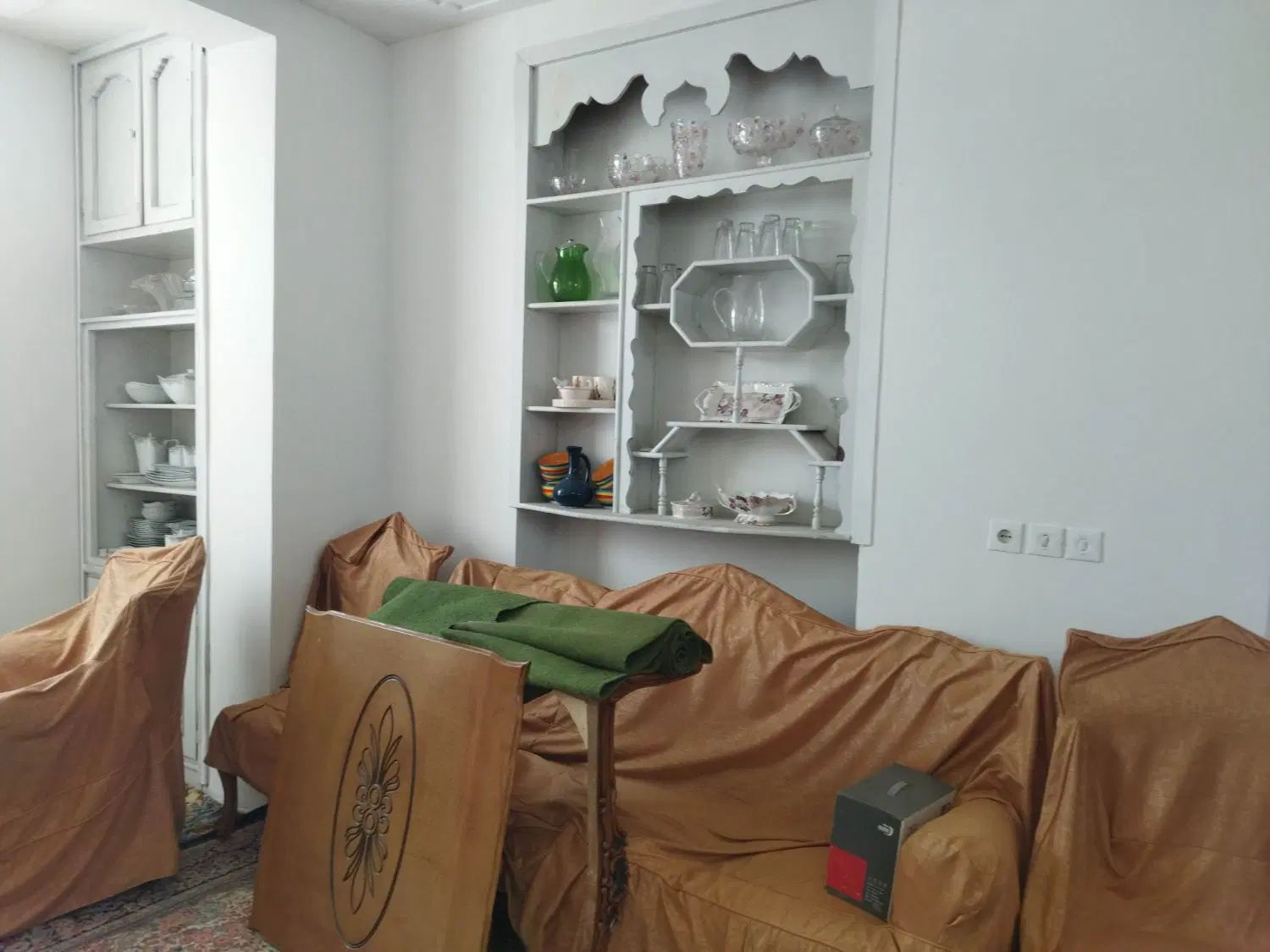 واحد مستقل بلوار طاقبستان سر فرهنگیان
