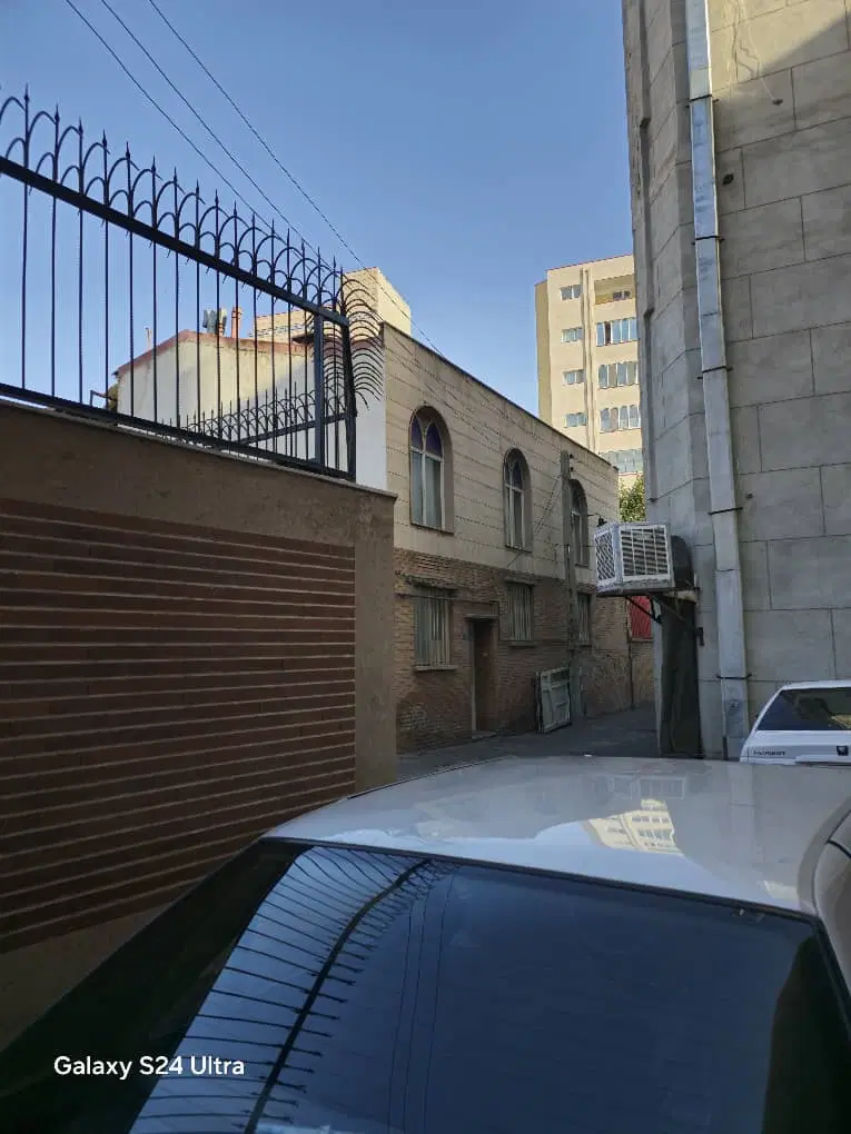 آپارتمان ایل گلی خیابان سهند 165متر دوخواب