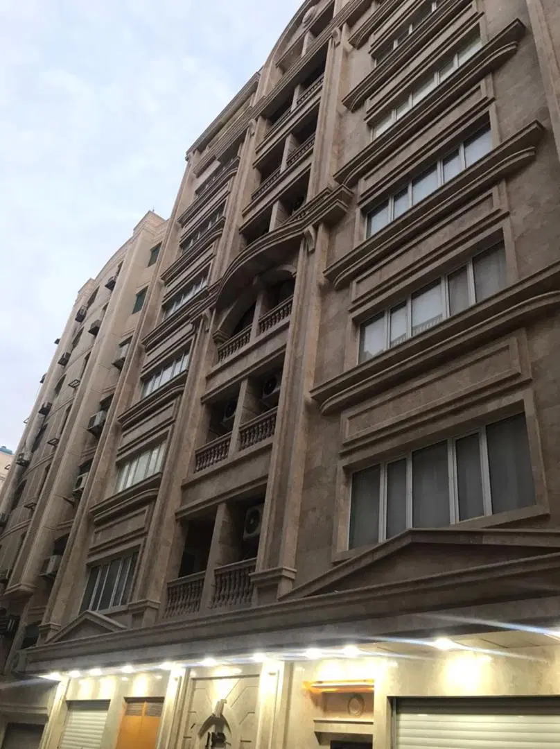 ۱۷۰ متری _ ۳ خواب تک واحدی _ گلشهر جنوبی _
