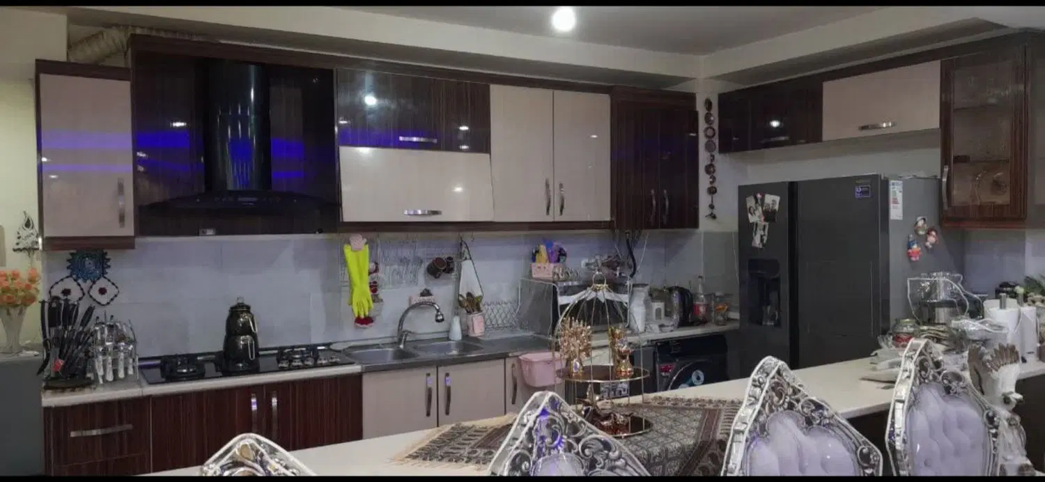 فروش آپارتمان ۱۰۰ متر فول امکانات خ رجایی