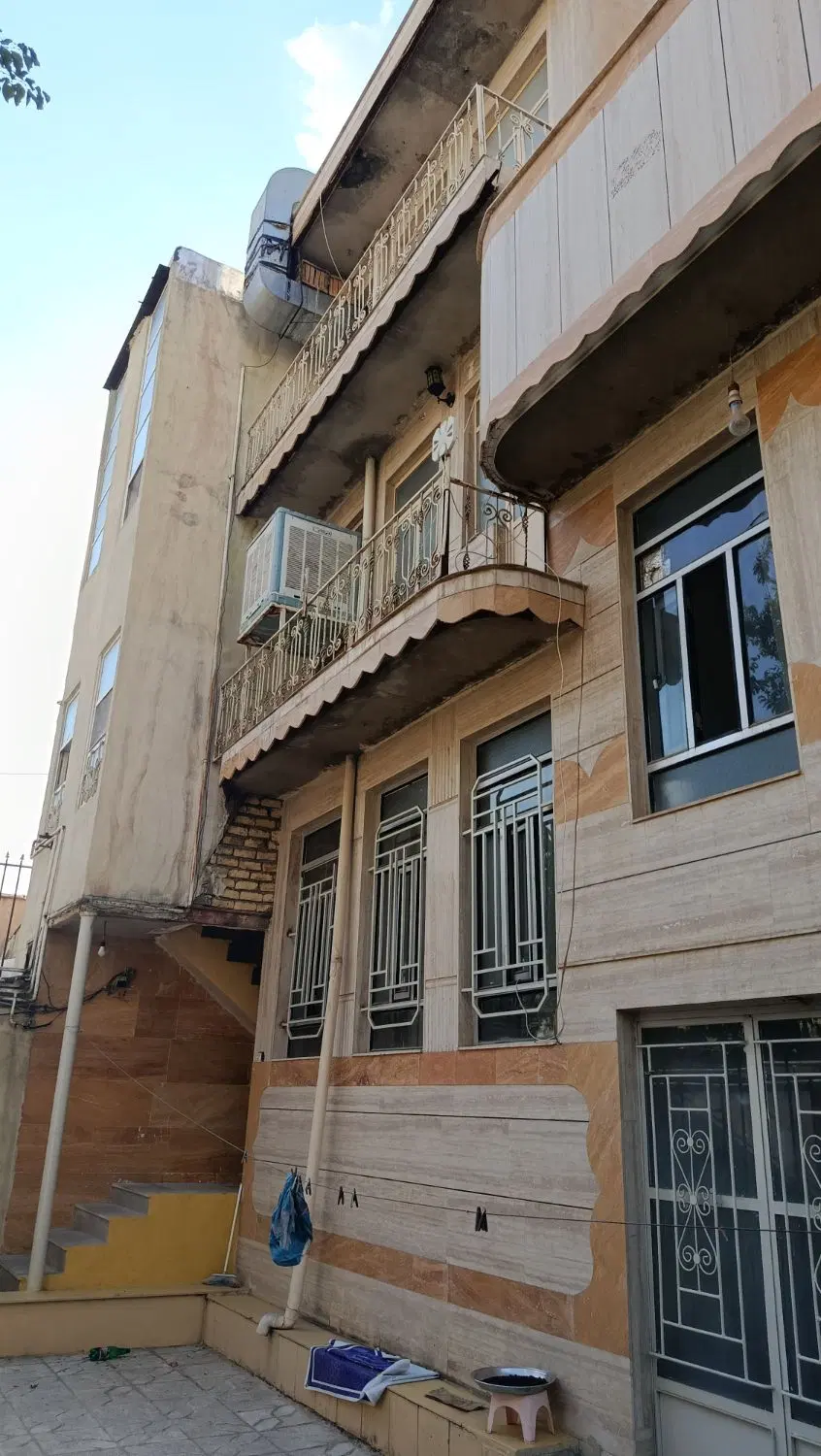 منزل سه طبقه بلوار آزادی