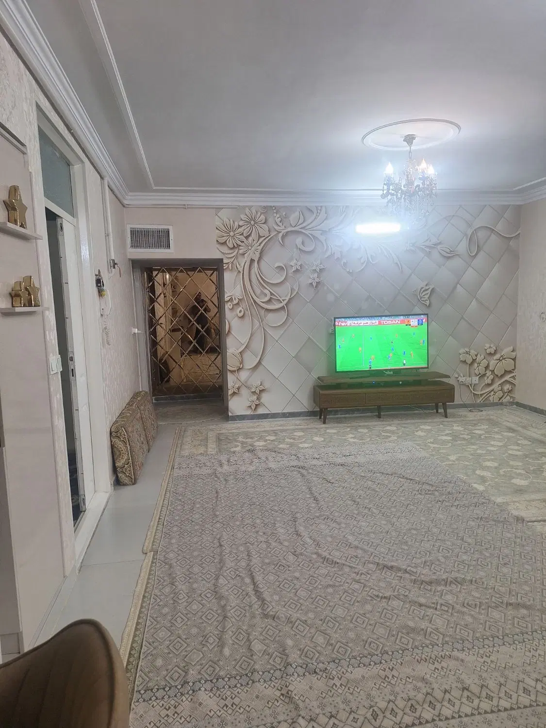 طبقه۱۱۰ متری در حصارمطهری