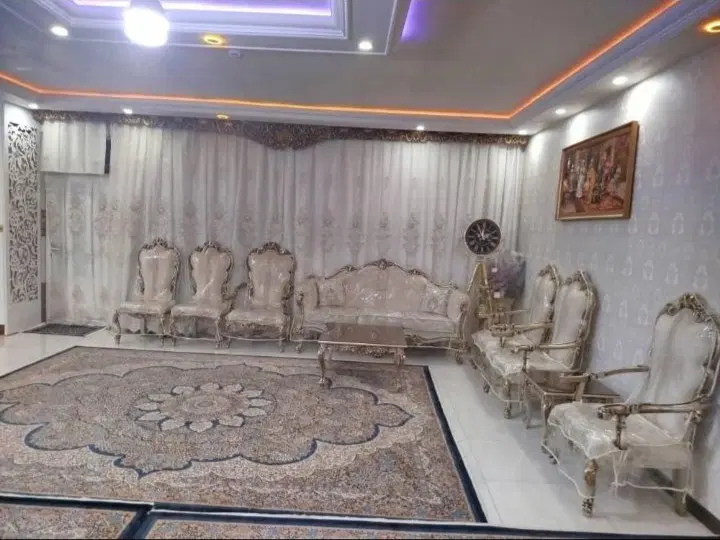 آپارتمان تک واحدی