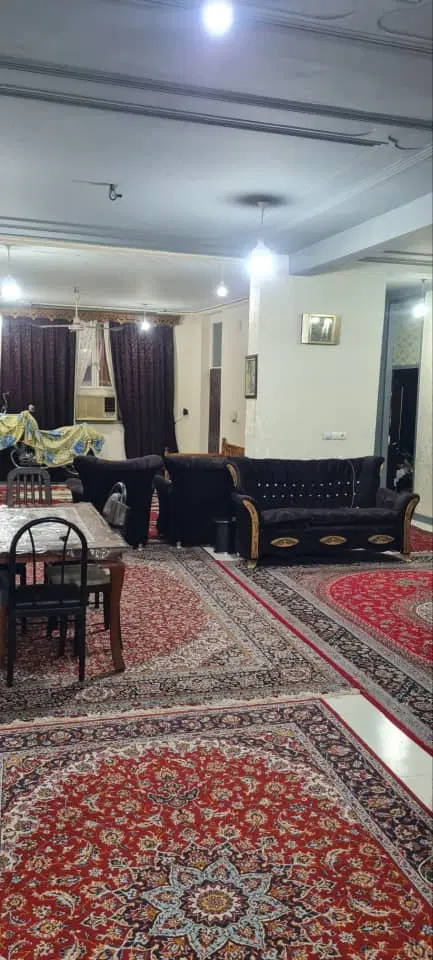 رهن ویلایی دلباز ۲۲۰ متری خیابان عریض
