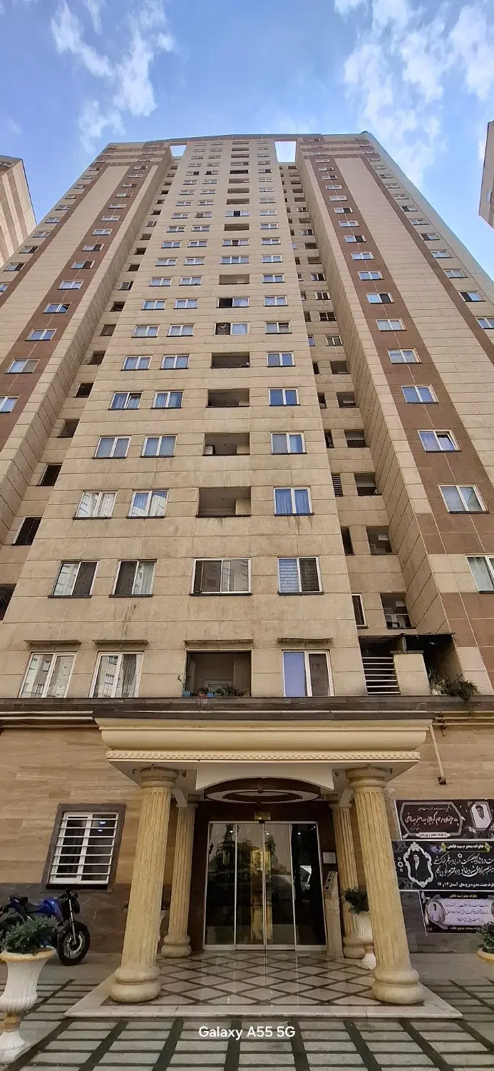 فروش واحد ۲ خواب دریاچه چیتگر
