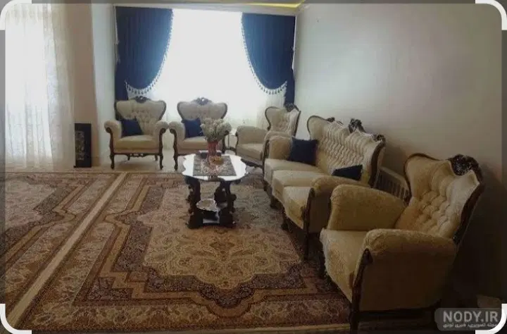 طبقه پایین راه جدا نیاوران