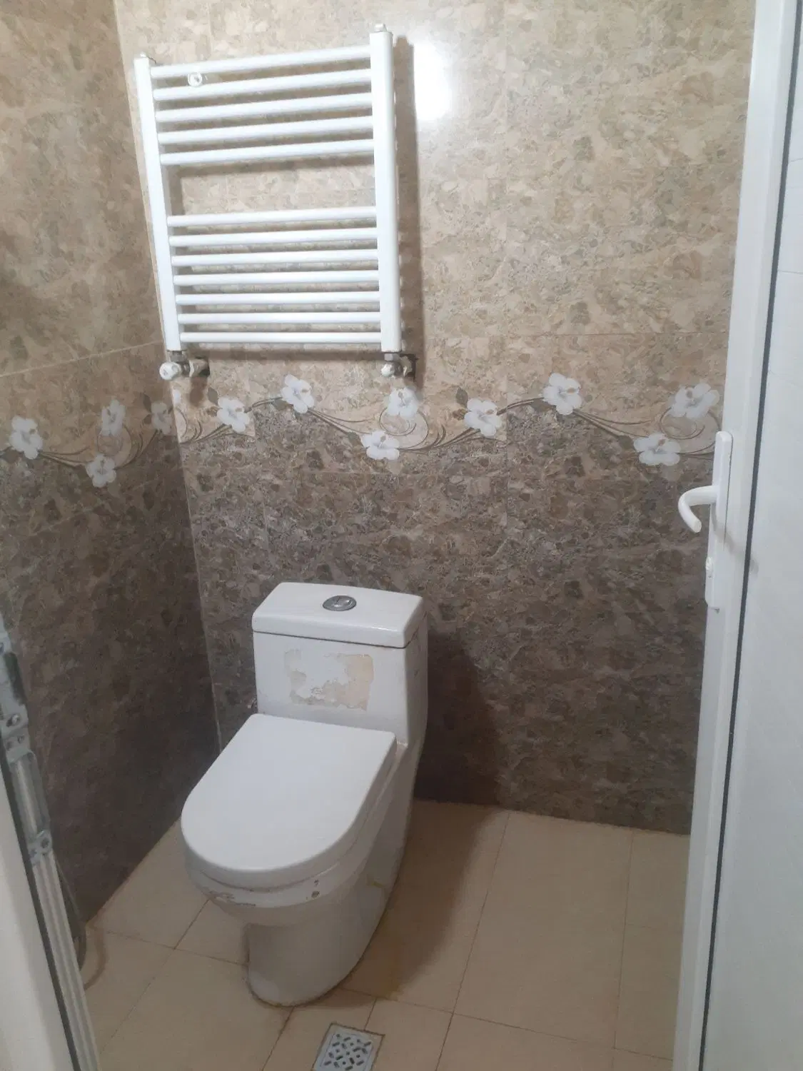 آپارتمان طبقه بالا