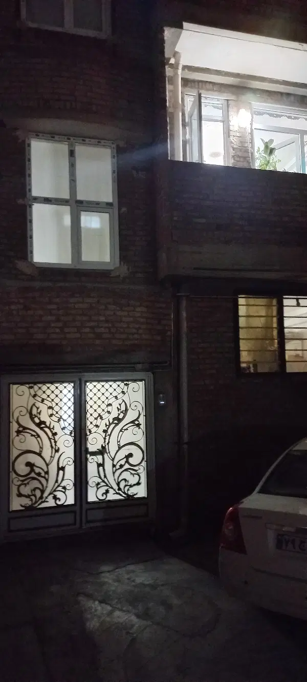 اجاره طبقه همکف در بیست متری شهید بهشتی