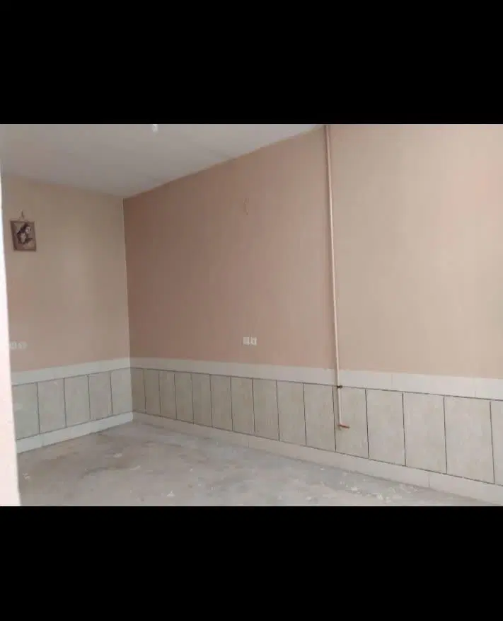 خانه‌ویلای‌فروشی‌قابل‌سکونت‌.زیبا.بزرگ