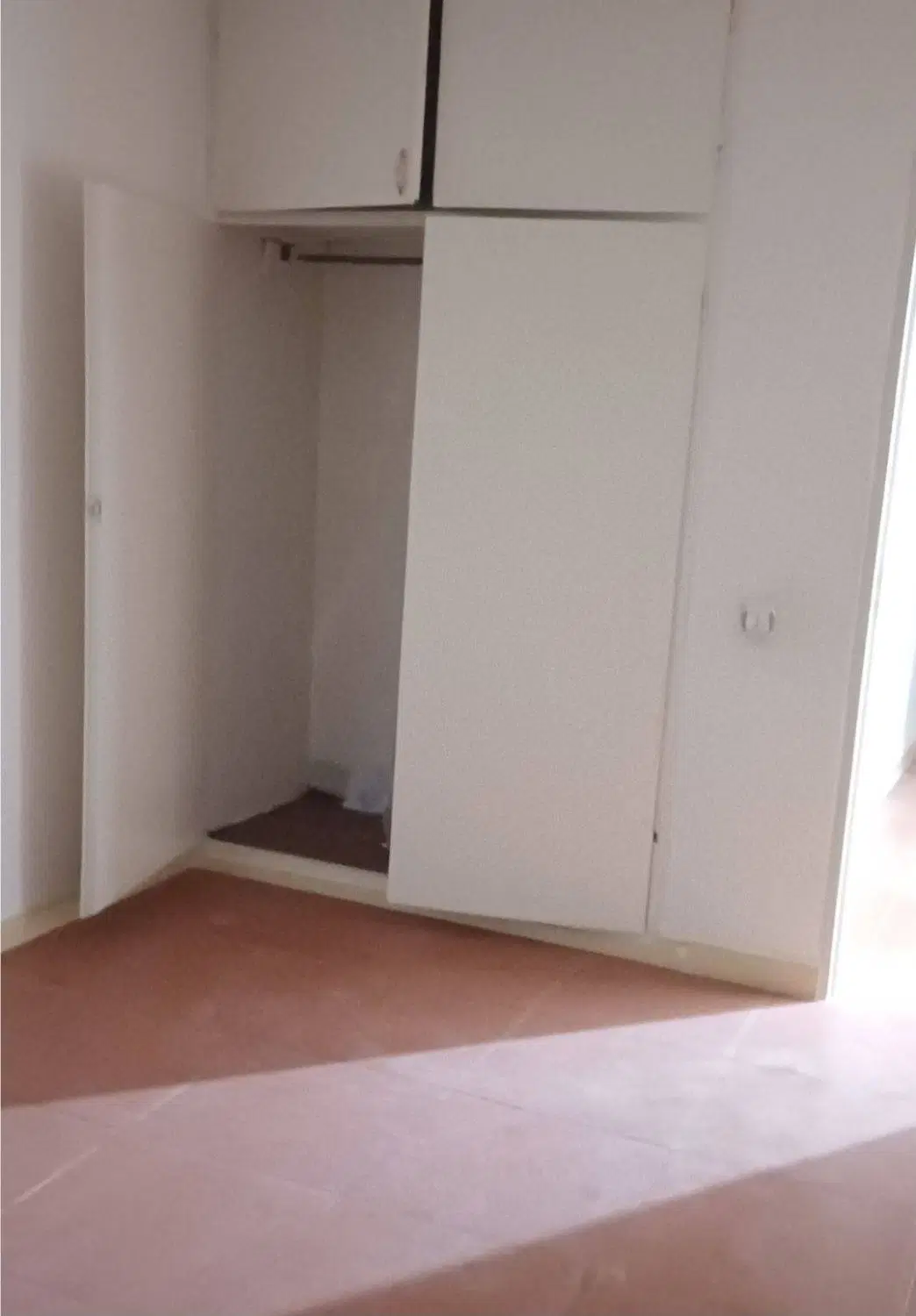 85 متری ، تاپ لوکیشن ، نورگیر
