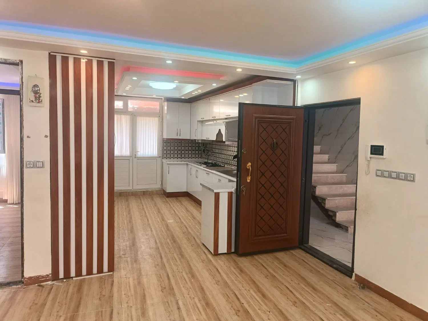 اجاره طبقه همکف خیابان سعیدی موییل یولی