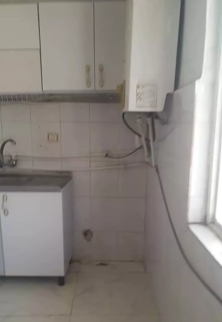 یه خانه دو طبقه