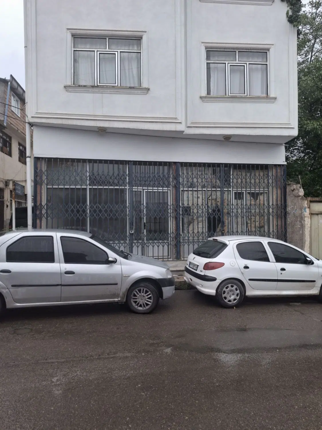 اجاره ۳ باب مغازه