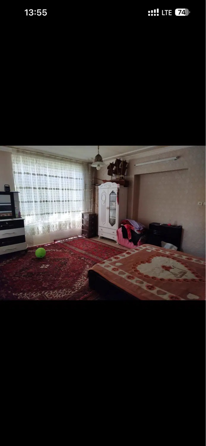 حیاط دوطبقه دربست کارگاه کارگاهی