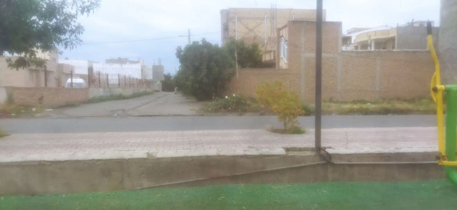 زمین نبش تجاری مسکونی روبروی بیمارستان شهدا
