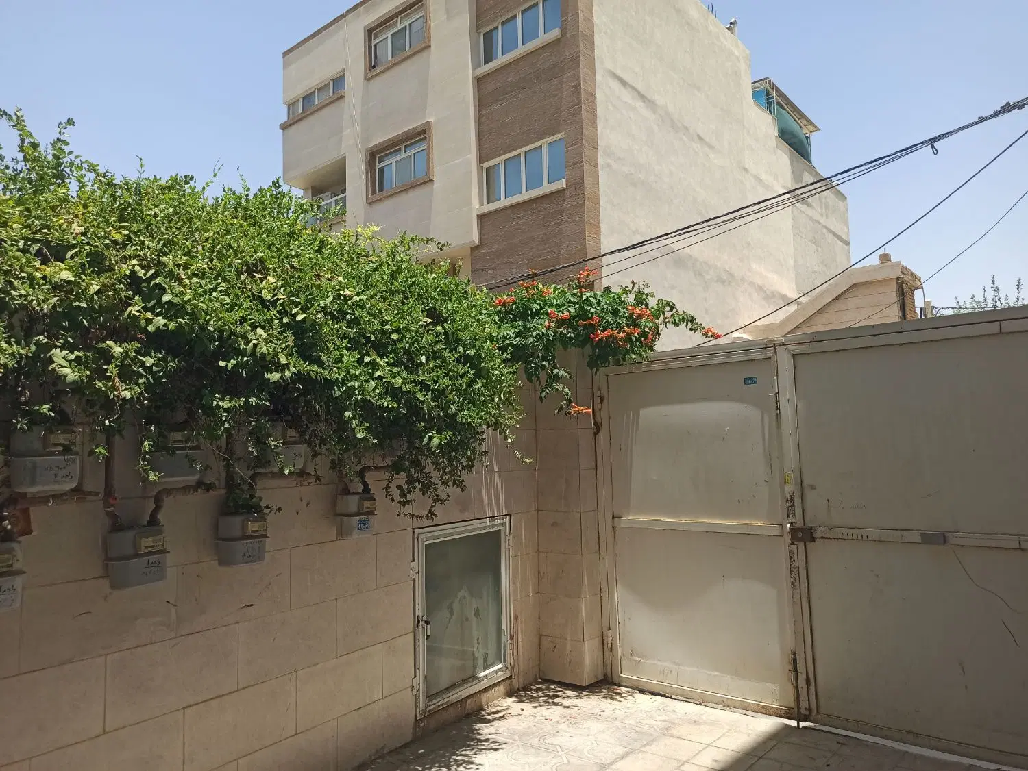 معاوضه آپارتمان با خودرو