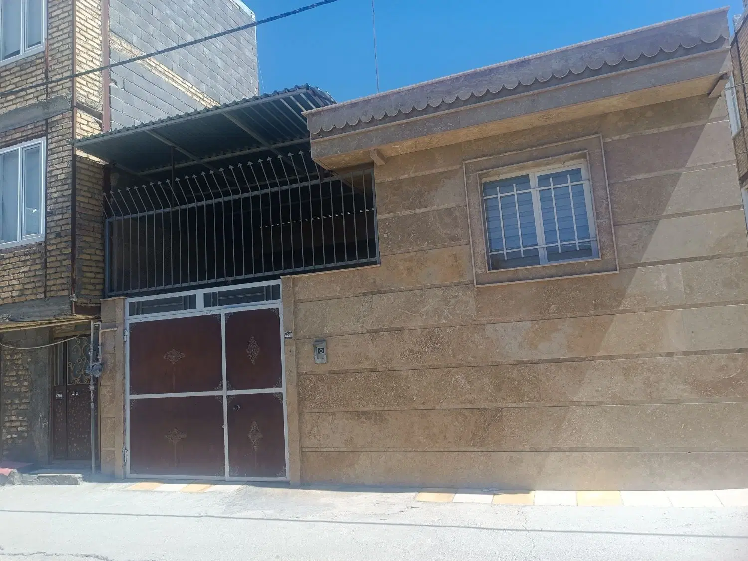نایسر خیابان حاجی فیضیه