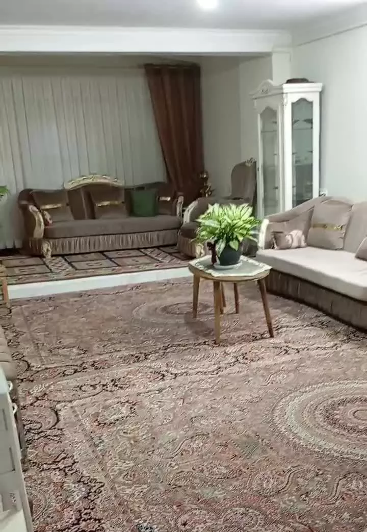 آپارتمان فروشی، در حاشیه خیابان اصلی یوسفیه