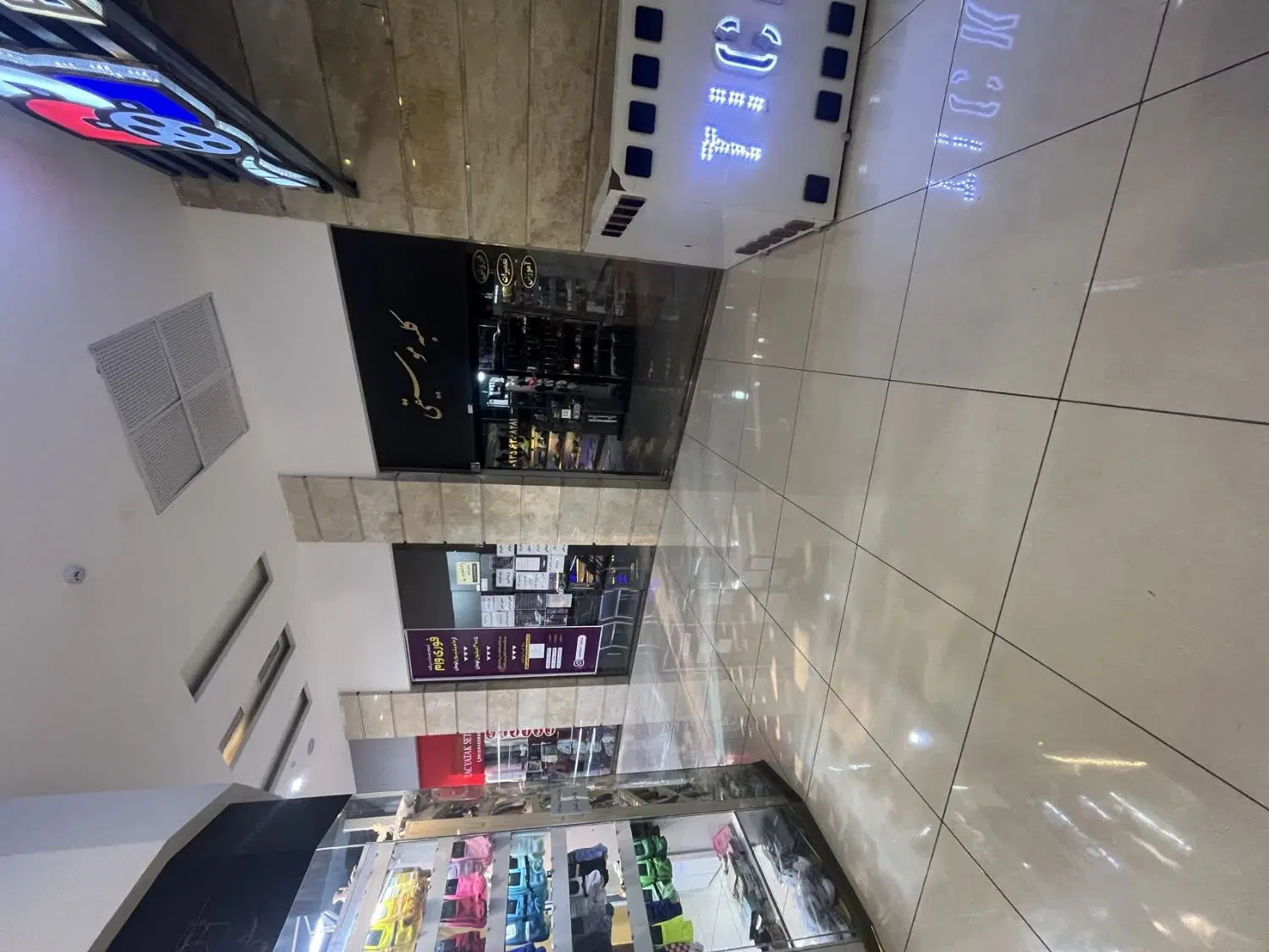اجاره مغازه در مجتمع تجاری باراما اسکو