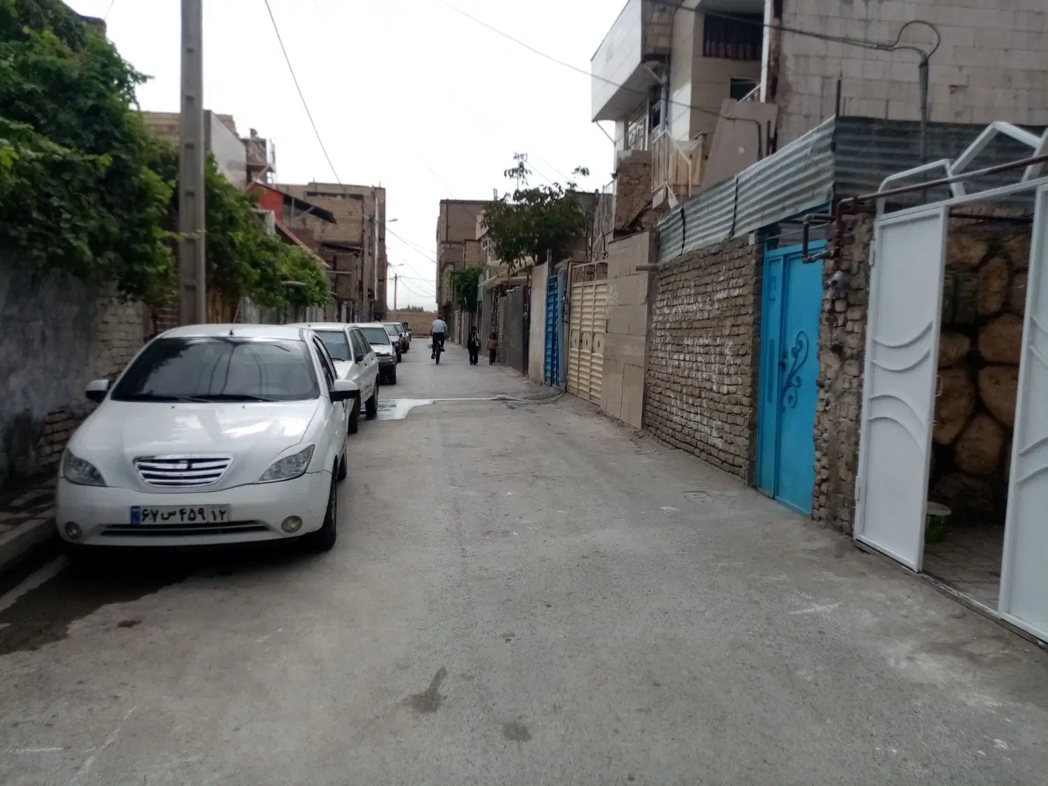 منزل مسکونی دو طبقه راه جدا