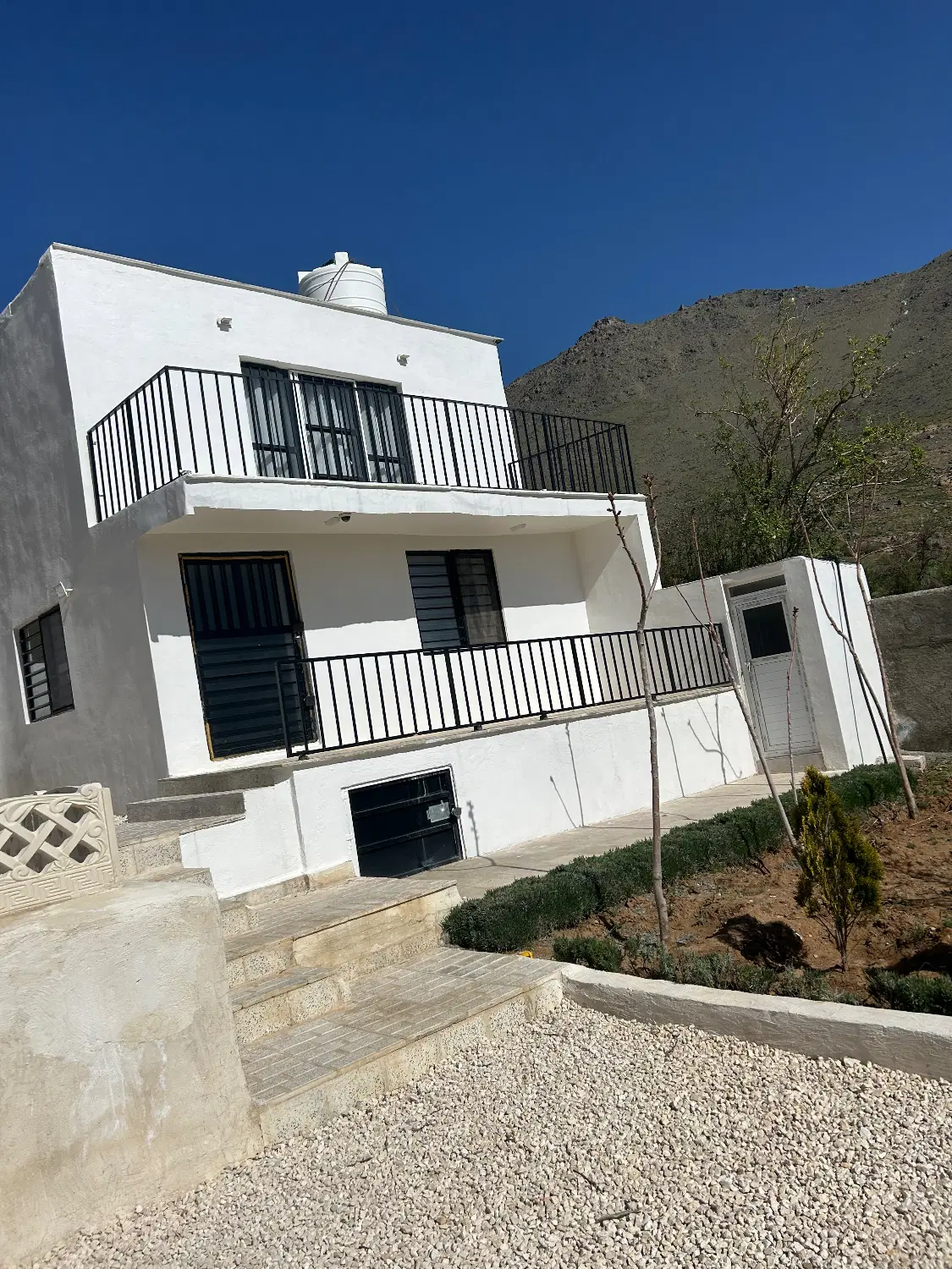 باغ ۷۰۰ متری روستای برفین امامزاده کوه