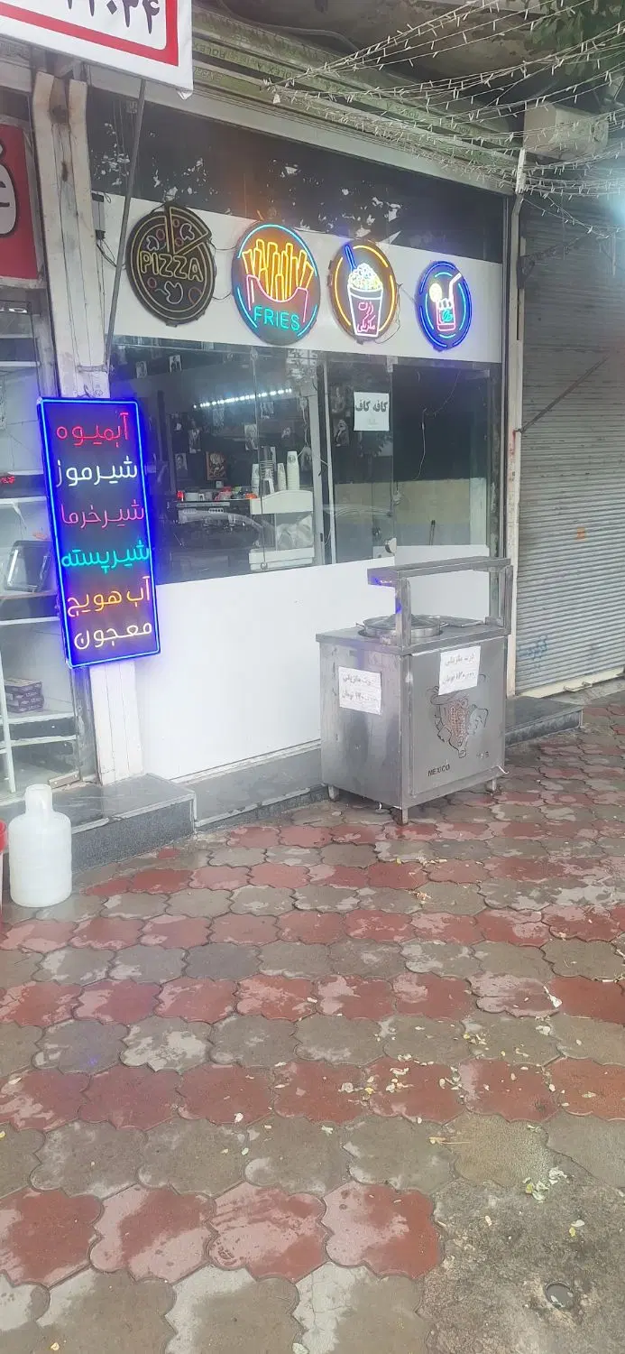 یک باب مغازه به اجاره داده میشود