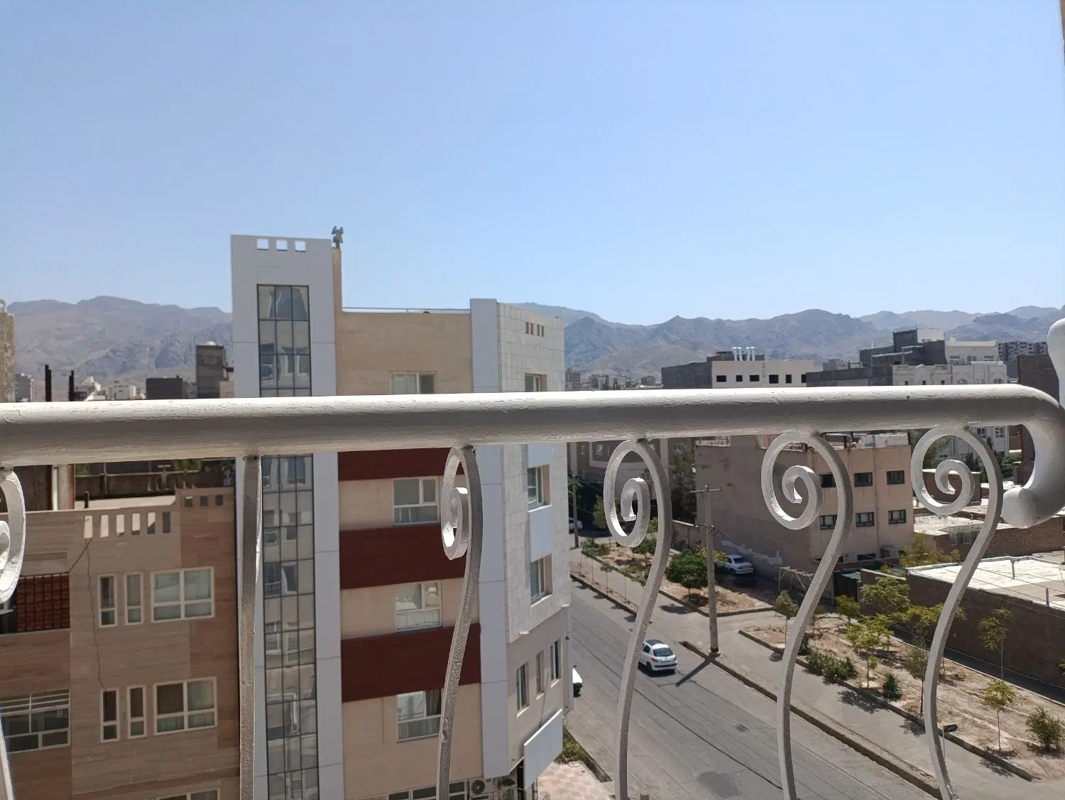 آپارتمان ۱۹۵ متربانصبیجات پونه تک واحدی