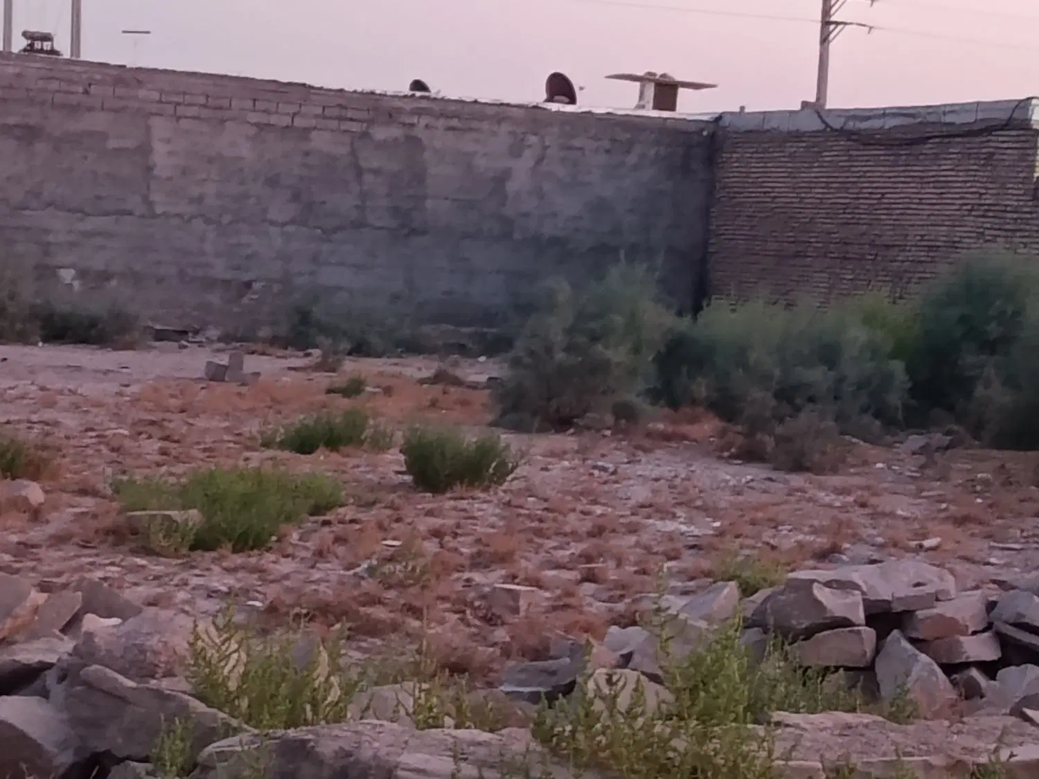 زمین مسکونی