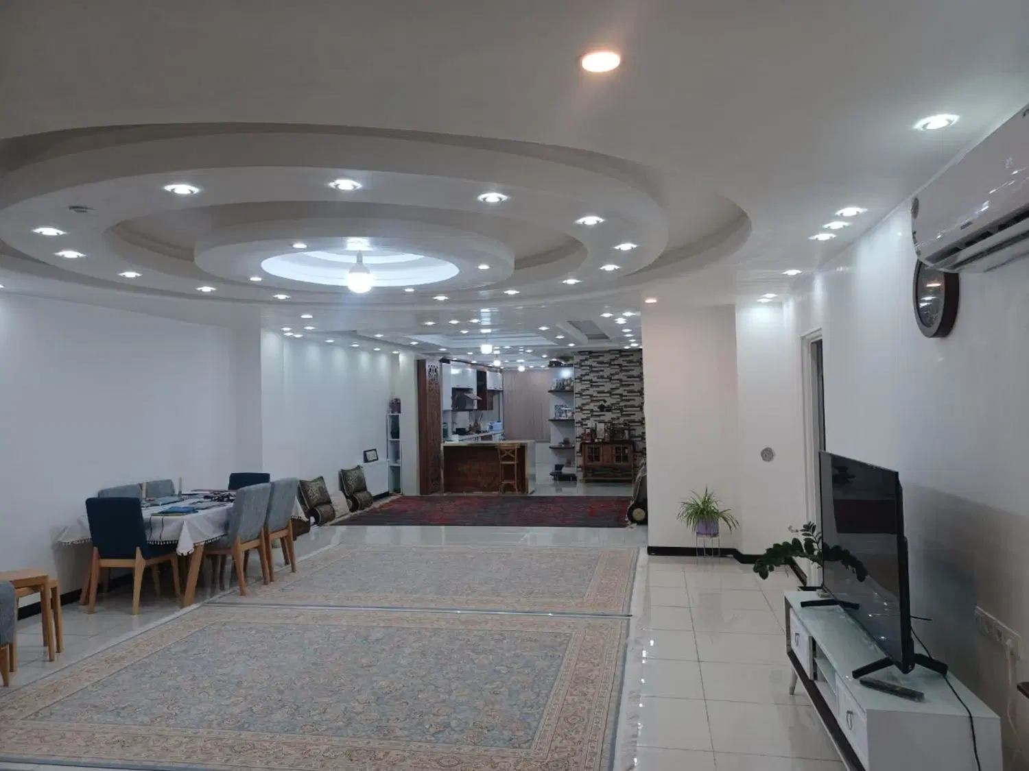 اپارتمان طبقه2 نو ساز 1404