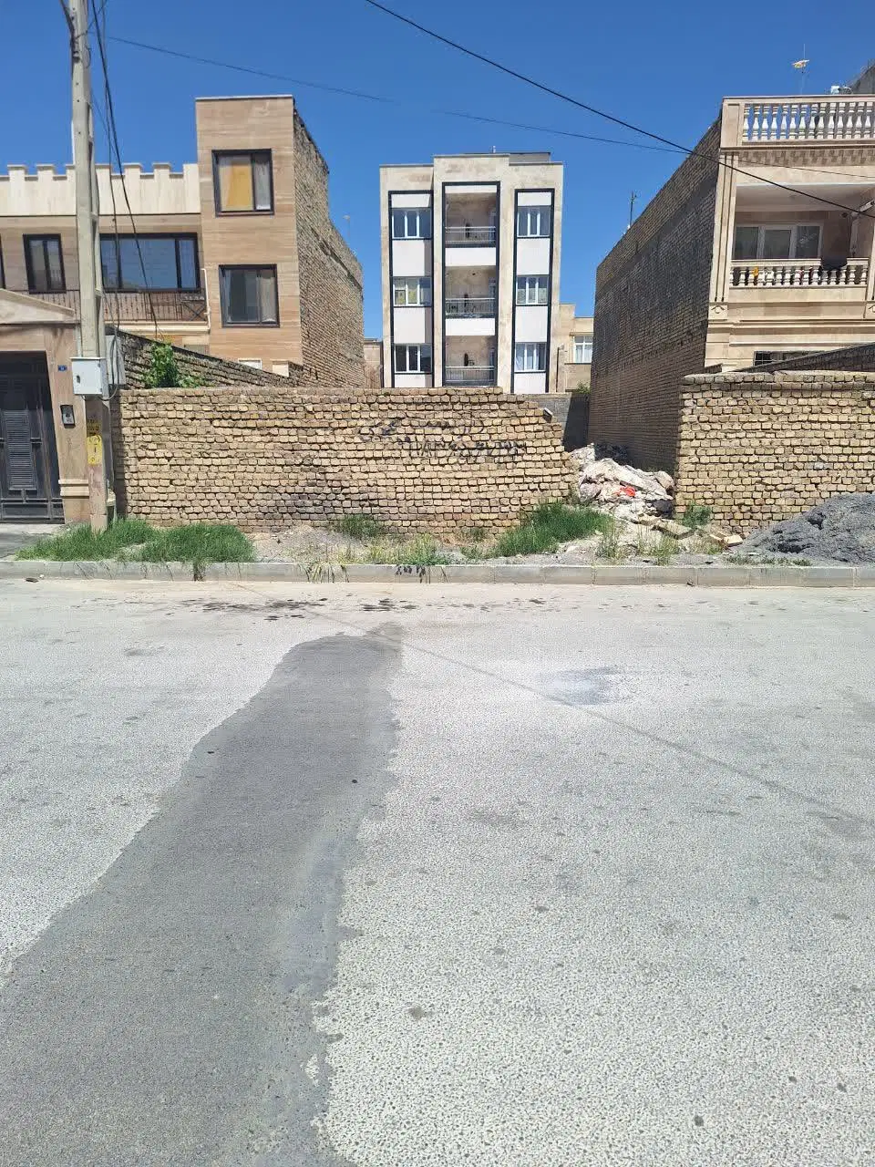 زمین مناسب ساخت آپارتمان و ویلایی با گذر ۱۸ متری