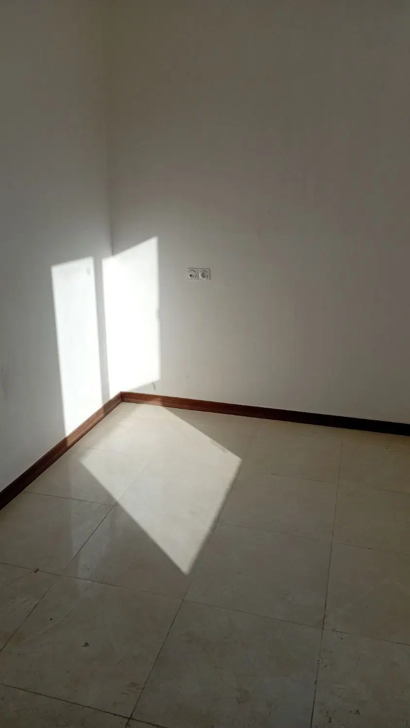 ۹۲ متری دوخوابه کلید اول