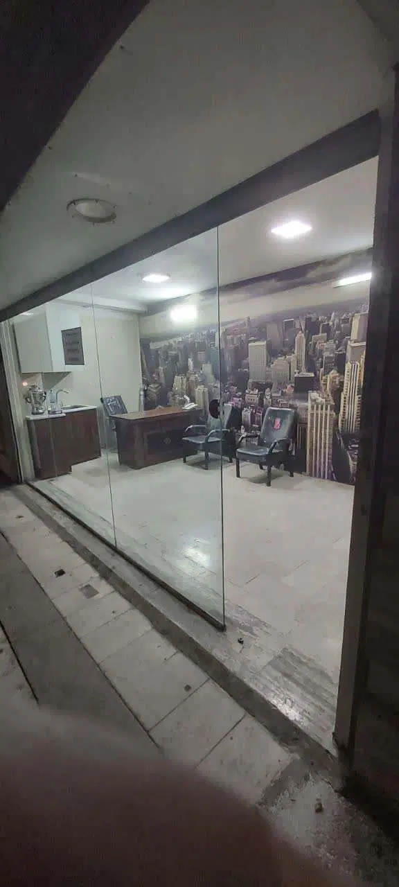 فروش ۲۰ متر مغازه تجاری سند شش دانگ عرصه و اعیان