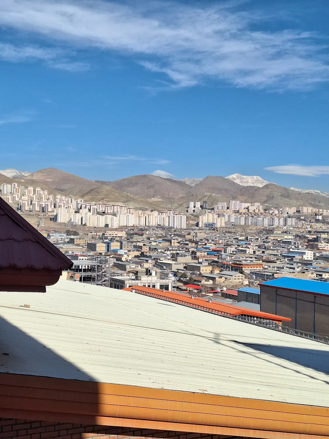 آپارتمان ۹۲ متری دو خواب