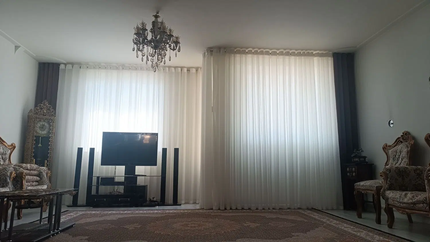 رهن،اجاره.خیابان اتوبوس رانی،بر خیابان