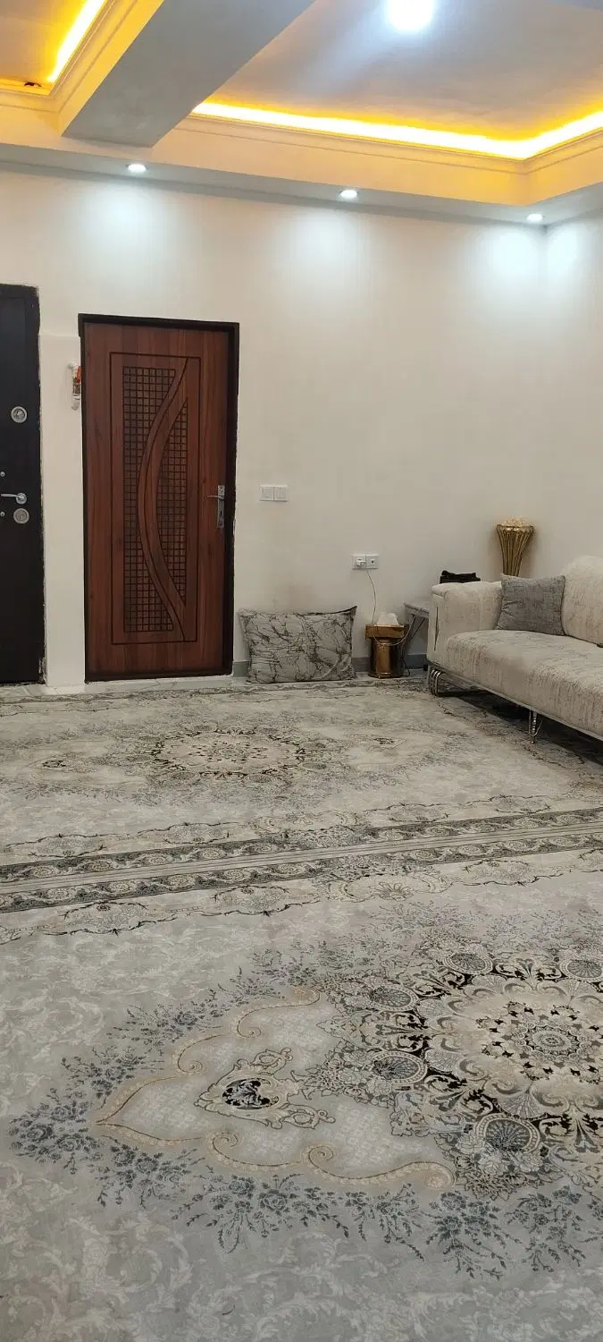 فروش واحد مسکونی طبقه دوم