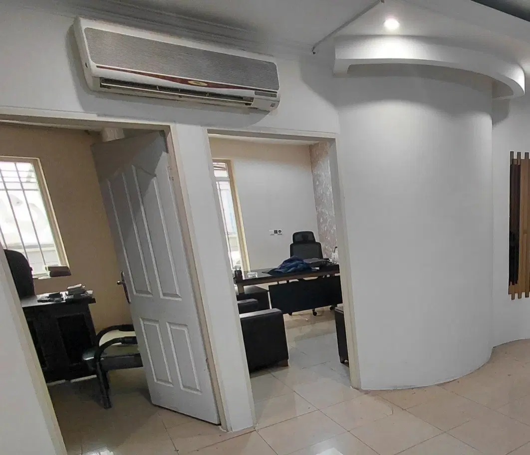 اجاره یک اتاق اداری از دفتر وکالت