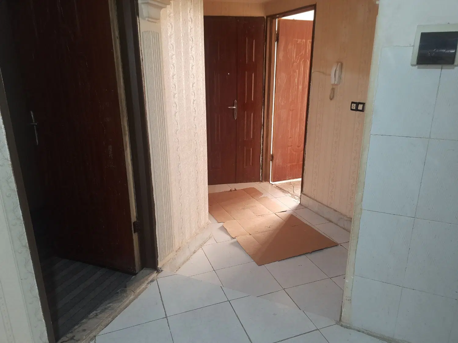 ۹۰متردوخواب طبقه اول