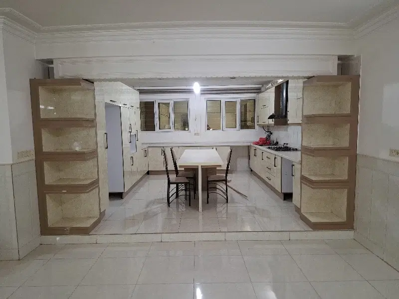 اجاره ماهیانه ۳۰ ملیون و رهن ۵۰۰ تومان