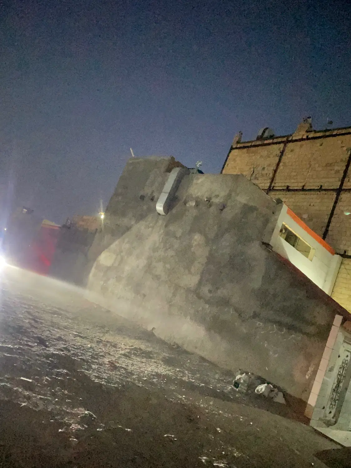 ۲۰۰متر زمین دوممر و سر دونبش طبرسی۶۱
