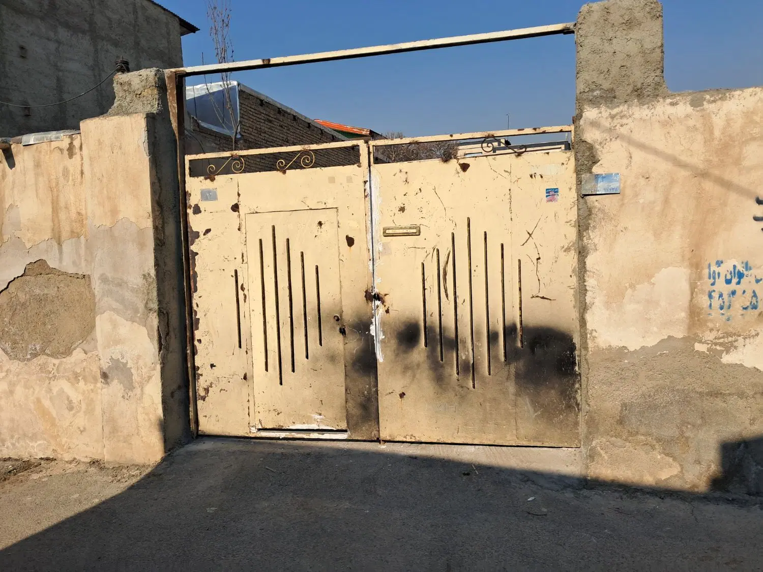 خانه ویلایی  ۳۱۶ متری سند تک برگ در نظر آباد کرج