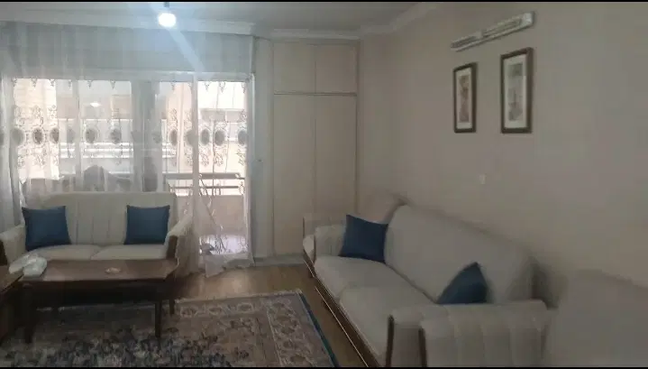 آپارتمان ۳ خواب مجتمع رز کنار مرکز خرید و مترو