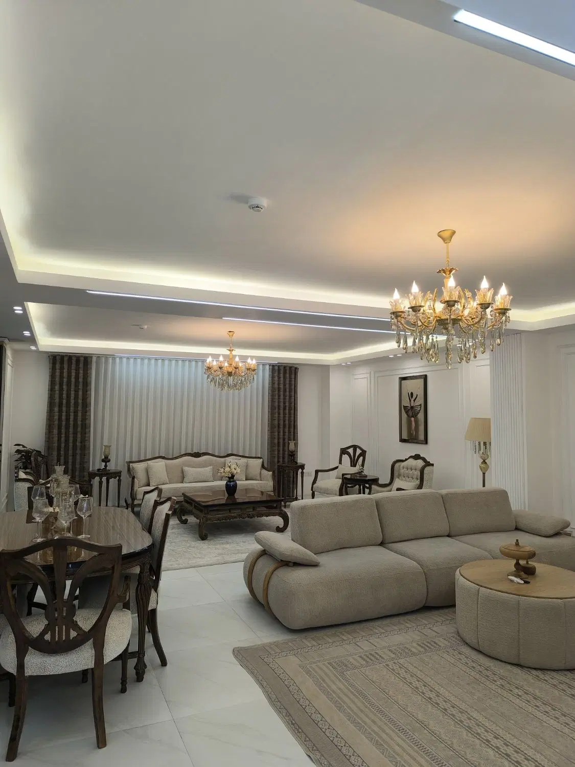 فروش آپارتمان شیک و خاص ( الوند خیابان آزادی )